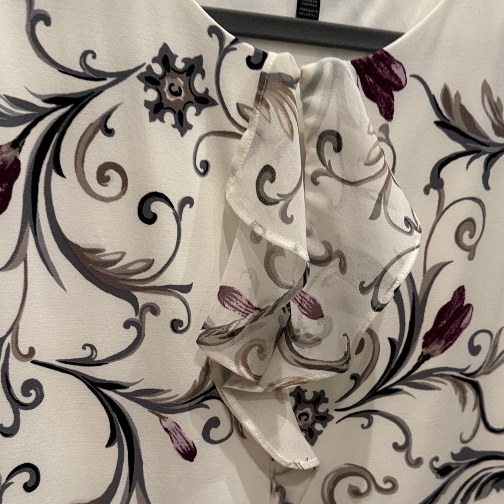 WHBM White and Purple Floral Blouse - Picture 3 of 4